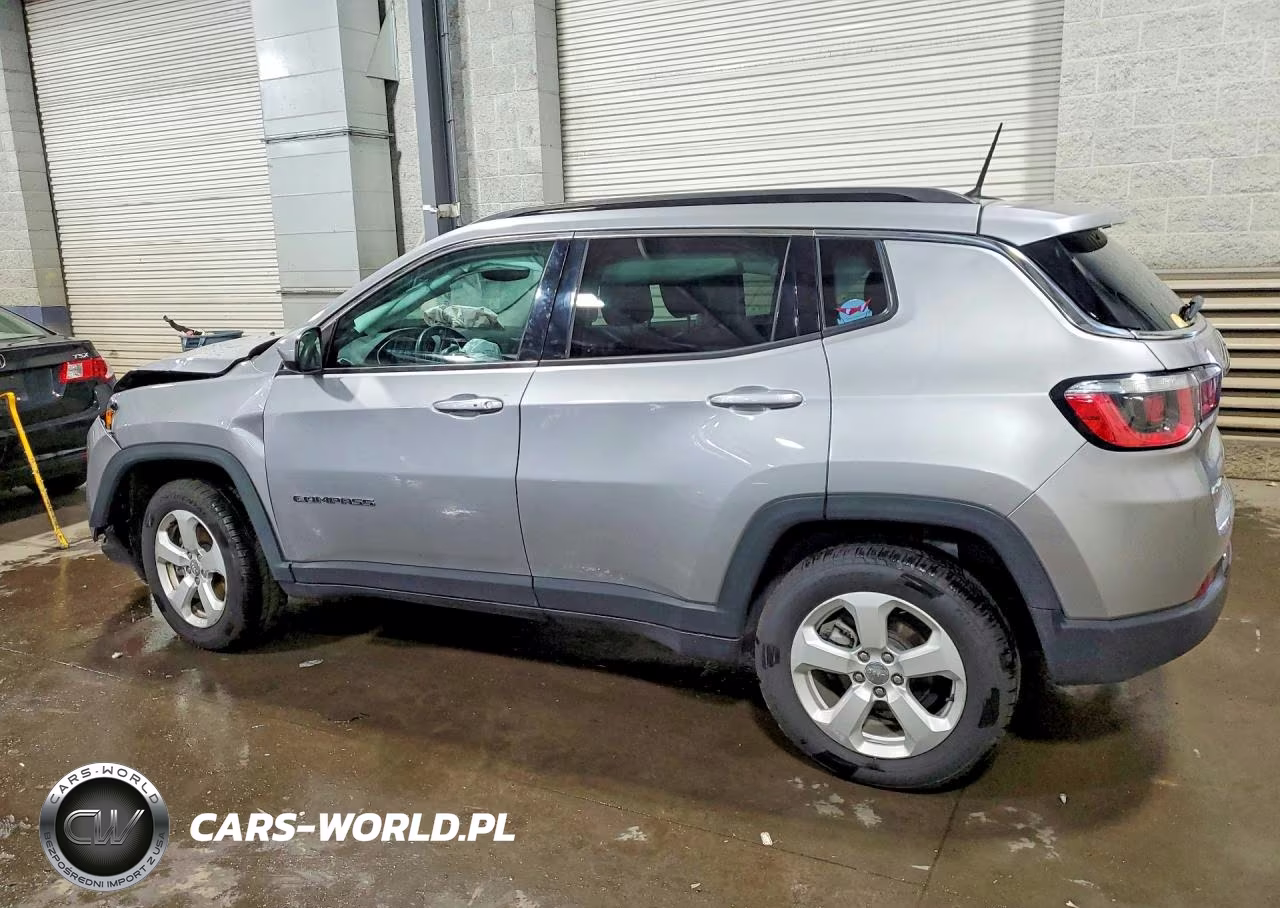 2018 Jeep Compass Latitude VIN:3C4NJDBB0JT160862 - 2