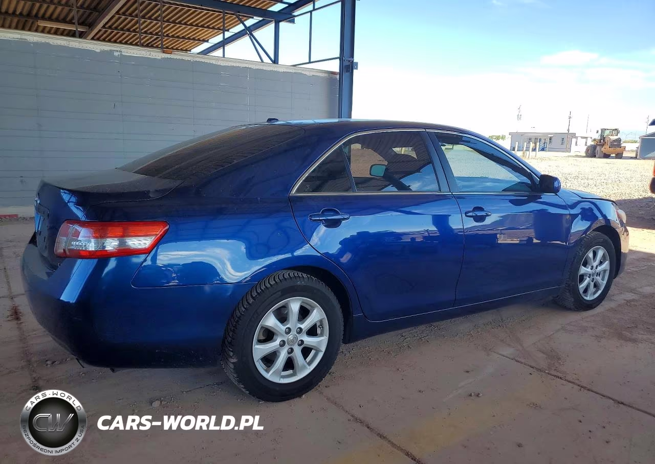 2011 Toyota Camry Le VIN:4T1BF3EK6BU641986 - 3