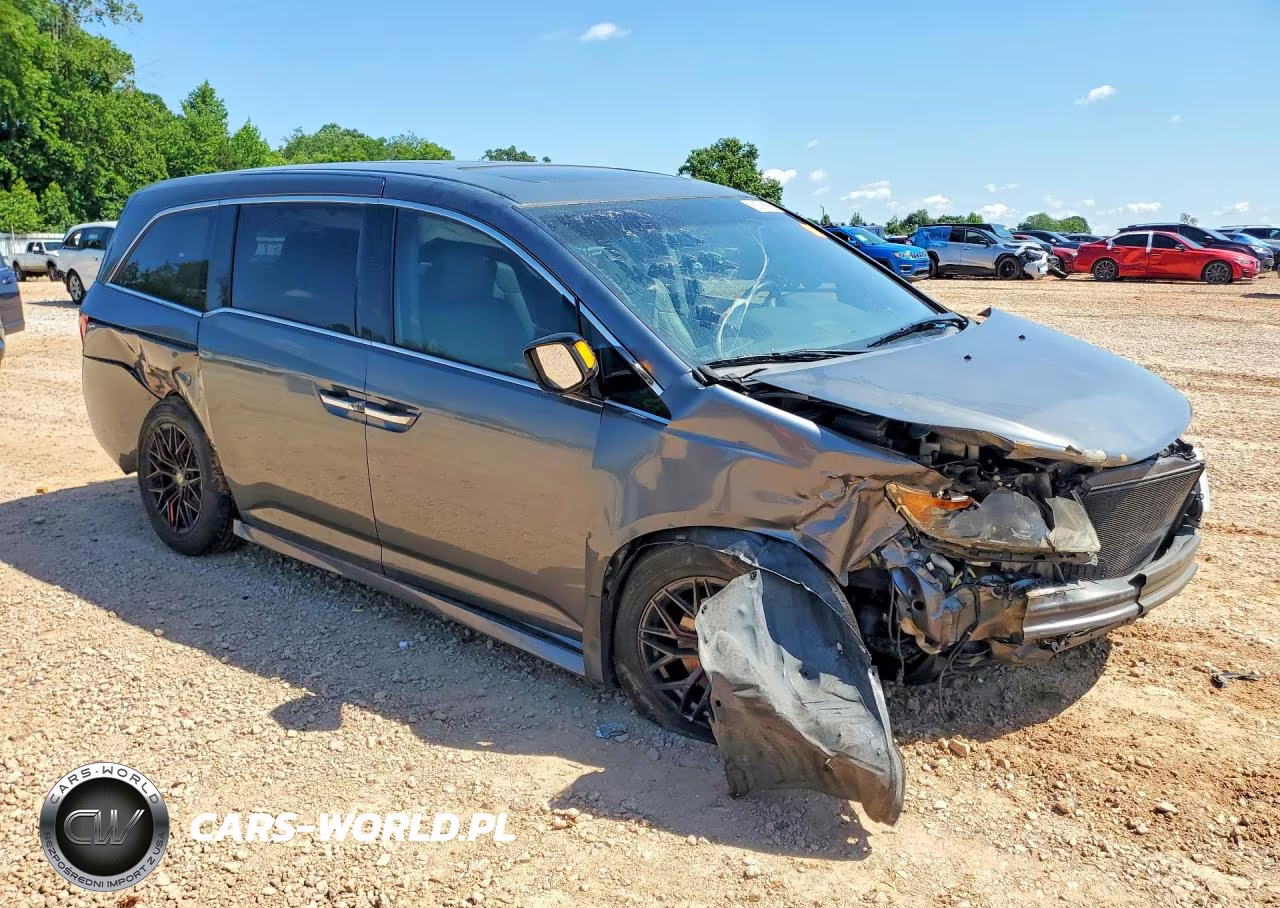 2012 Honda Odyssey Touring VIN:5FNRL5H97CB031346 - 4
