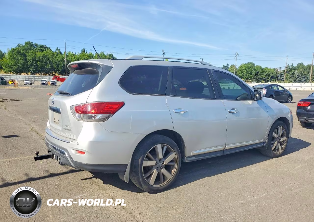 2014 Nissan Pathfinder S VIN:5N1AR2MM7EC621899 - 3