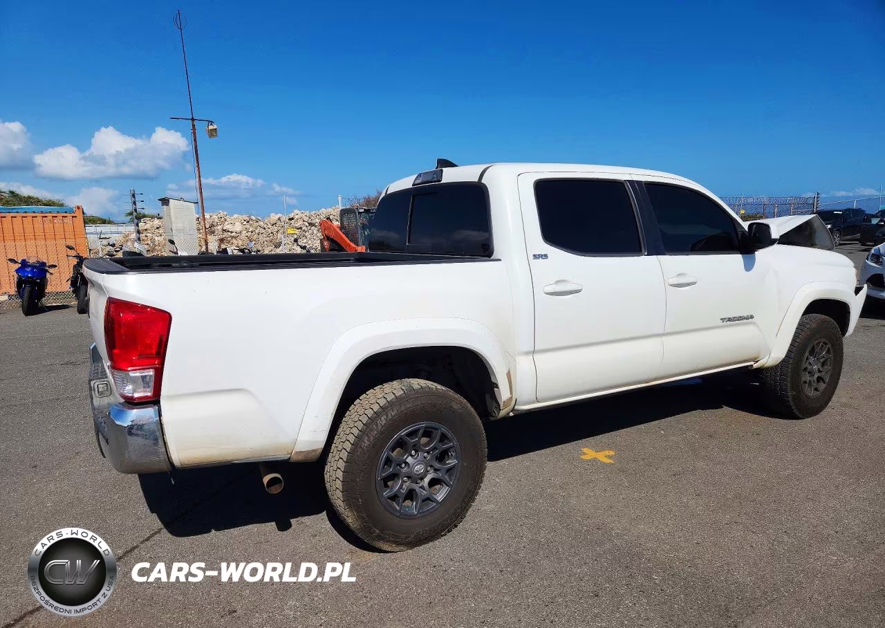 2017 Toyota Tacoma Sr5 V6 VIN:3TMAZ5CN2HM047733 - 3
