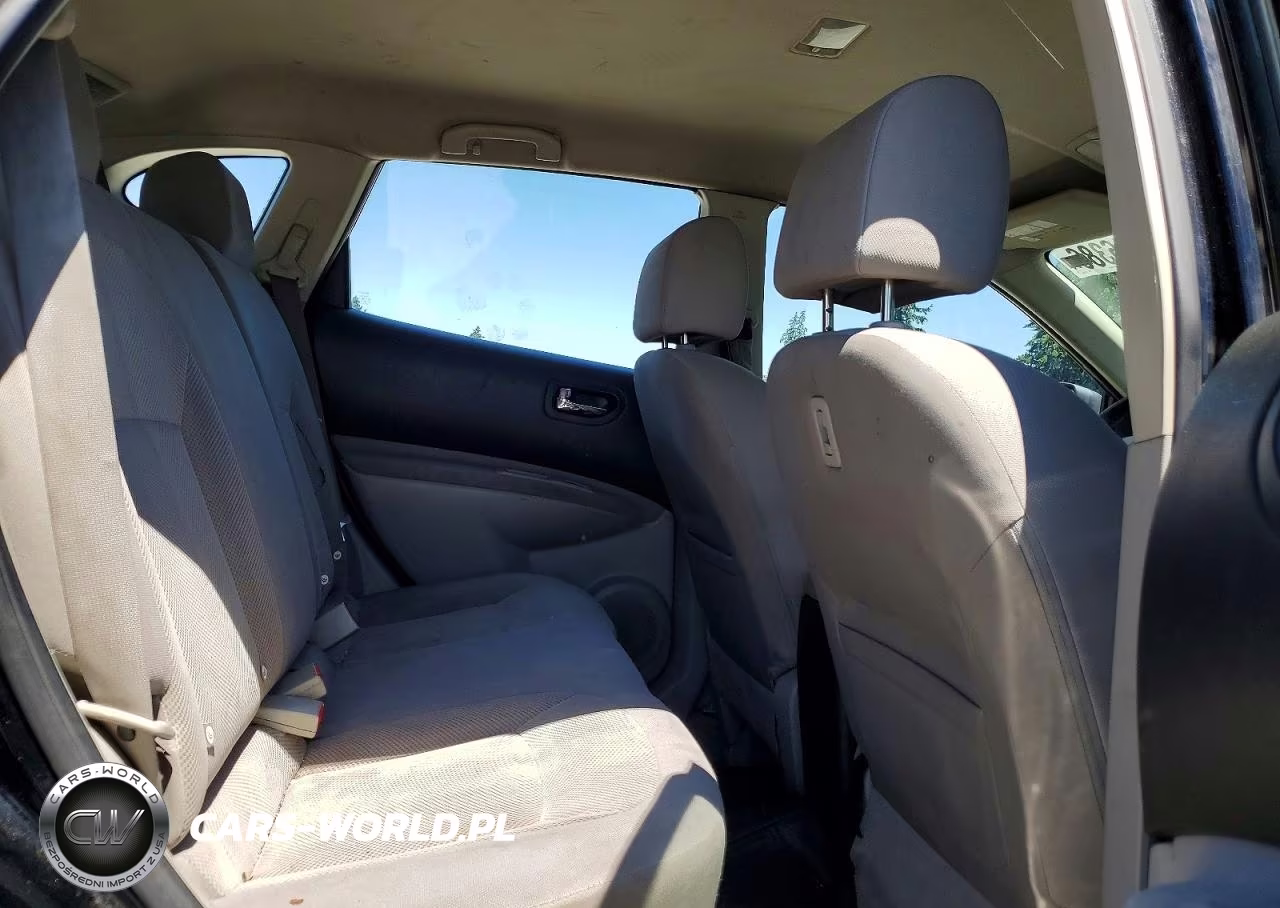 2015 Nissan Rogue Select S VIN:JN8AS5MV9FW761539 - 11