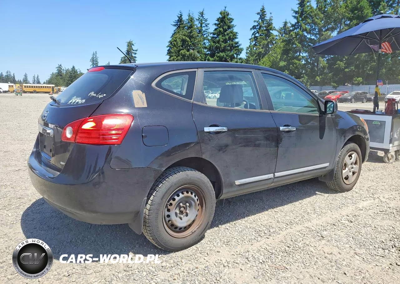 2015 Nissan Rogue Select S VIN:JN8AS5MV9FW761539 - 3