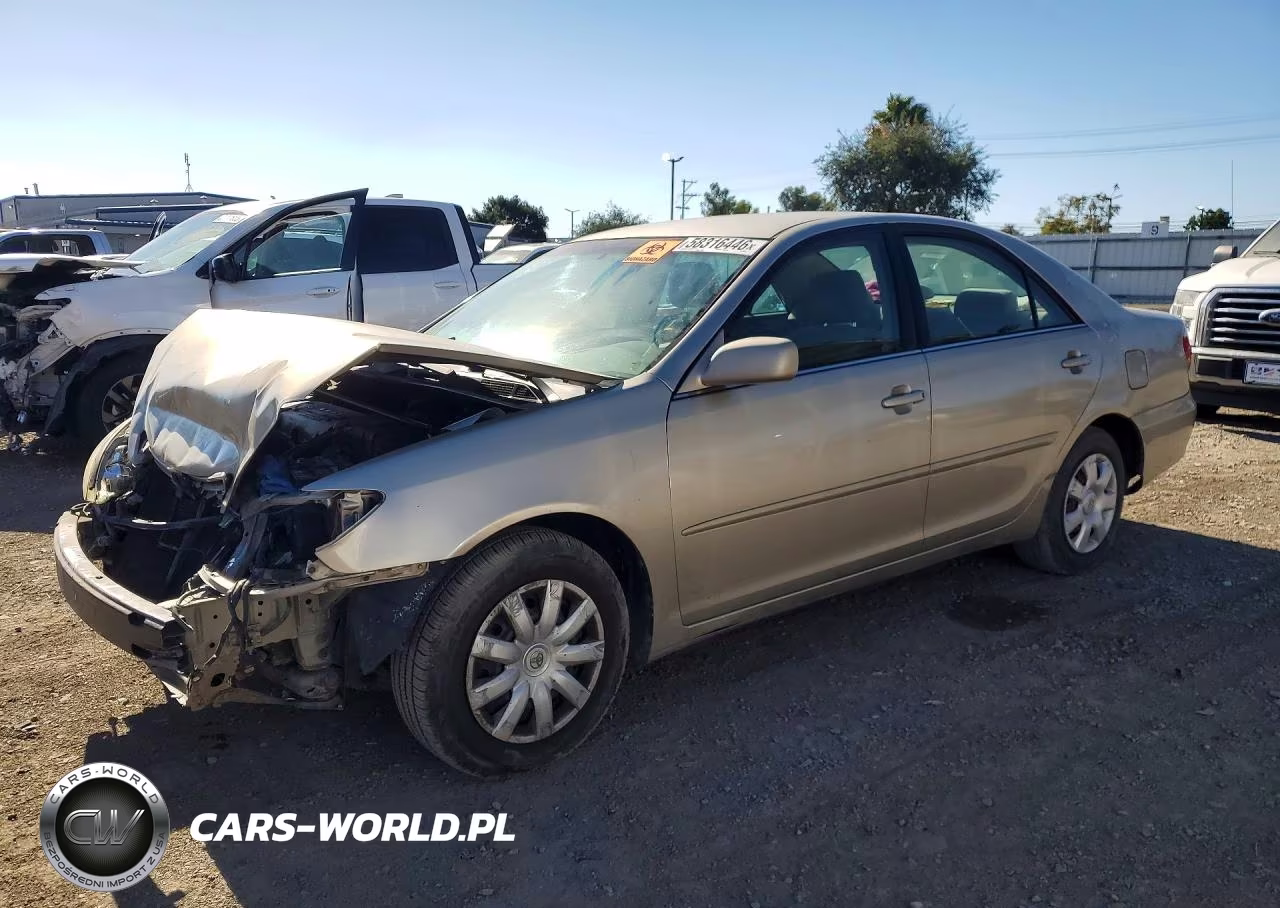 2005 Toyota Camry Le