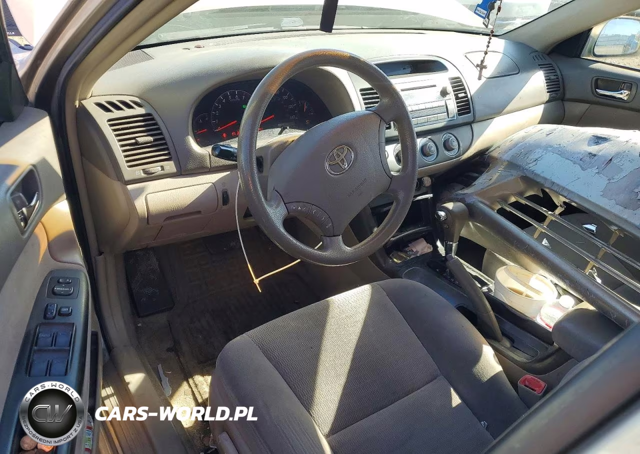 2005 Toyota Camry Le VIN:4T1BE32K45U027062 - 8