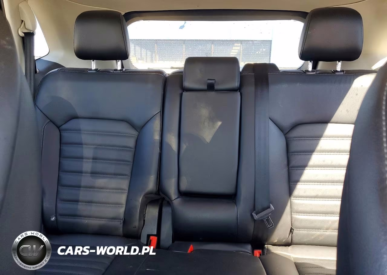2018 Ford Edge Sel VIN:2FMPK4J91JBB04070 - 10