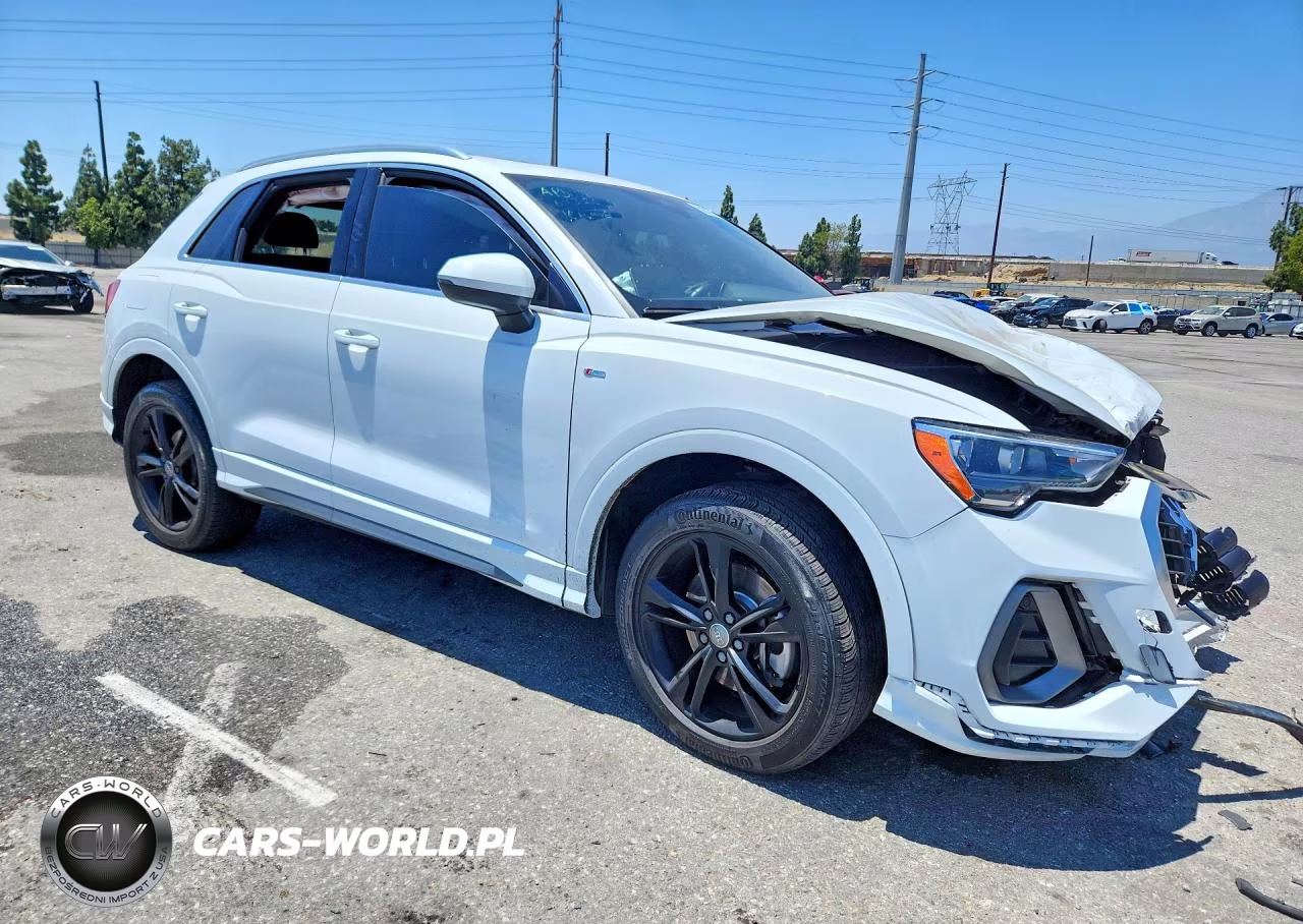 2021 Audi Q3 Premium S Line 45 VIN:WA1DECF38M1010758 - 4