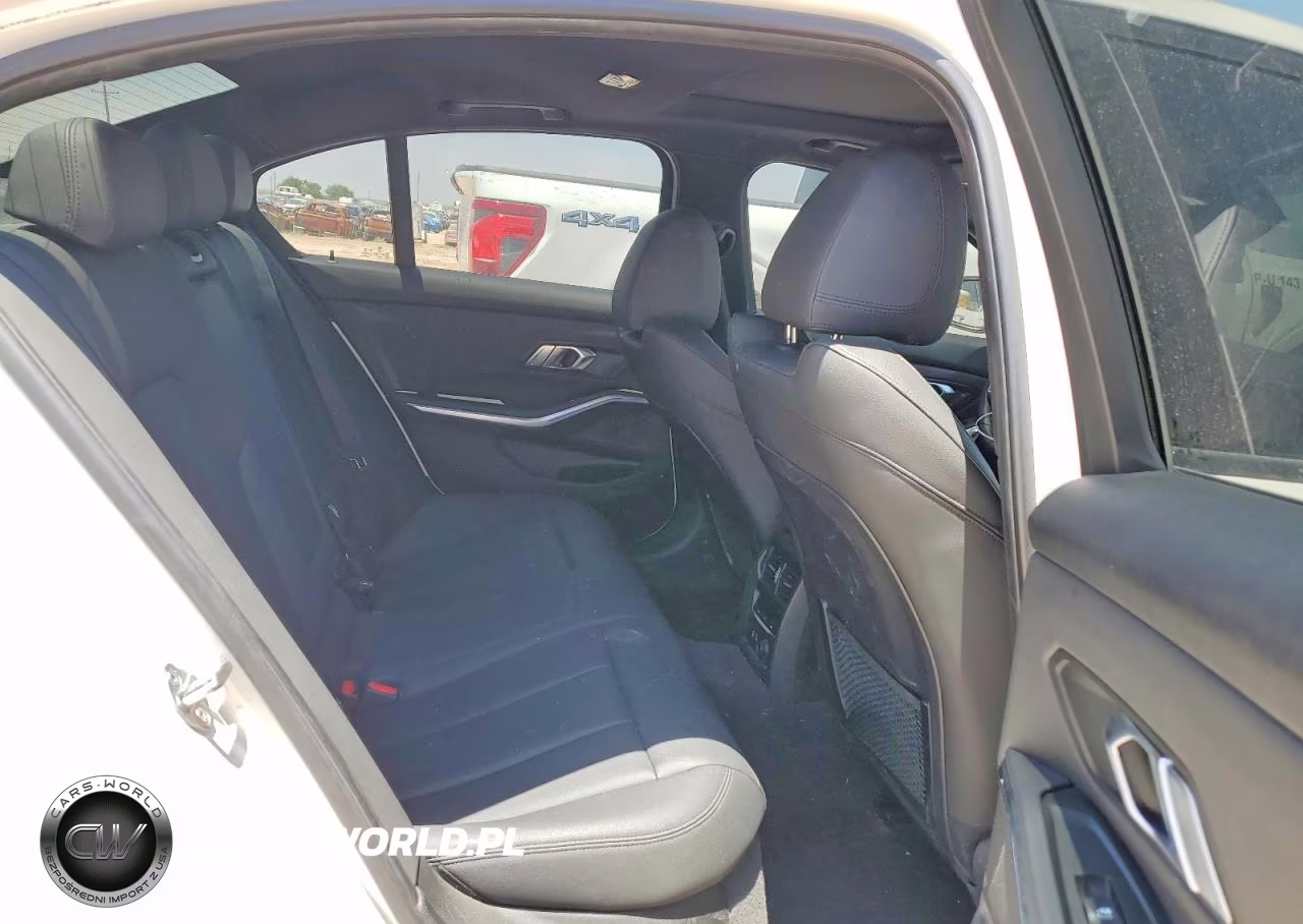 2019 BMW 330I VIN:WBA5R1C53KAK11065 - 10