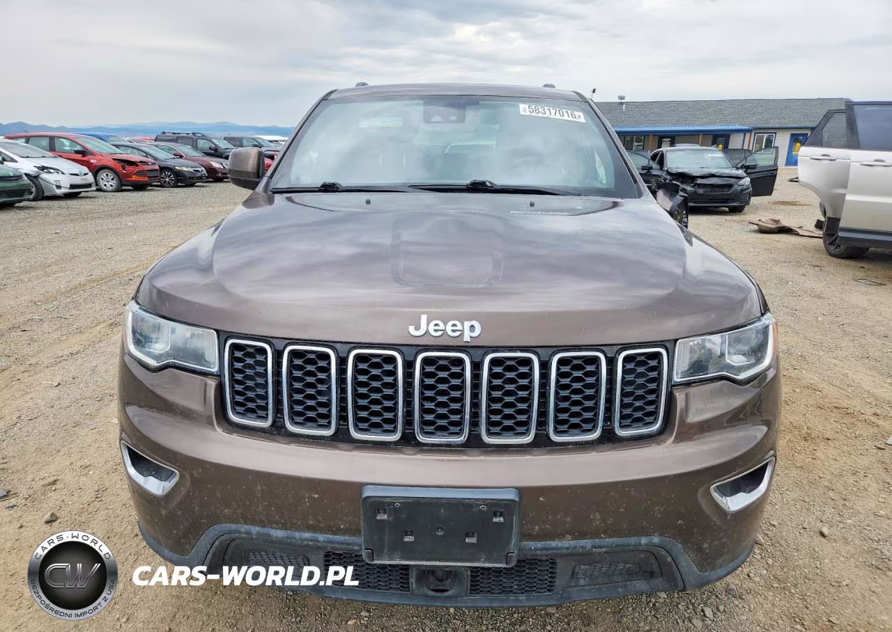 2020 Jeep Grand Cherokee Laredo VIN:1C4RJFAG2LC283927 - 5