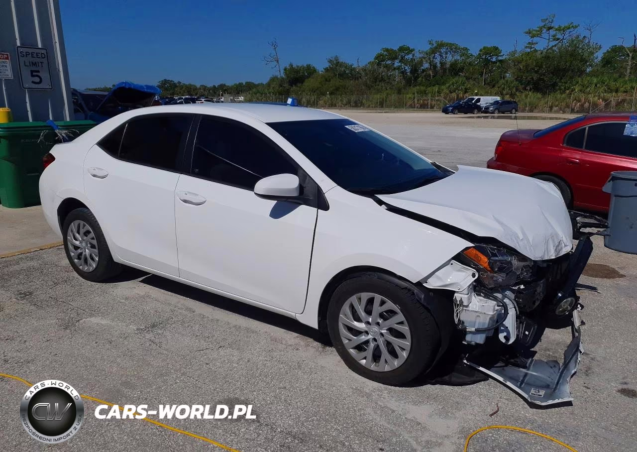 2017 Toyota Corolla Le VIN:2T1BURHE8HC954255 - 4
