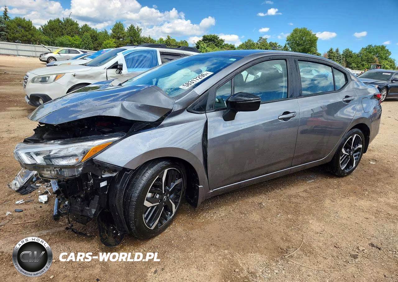 2023 Nissan Versa Sr – zdjęcie 1 z 12