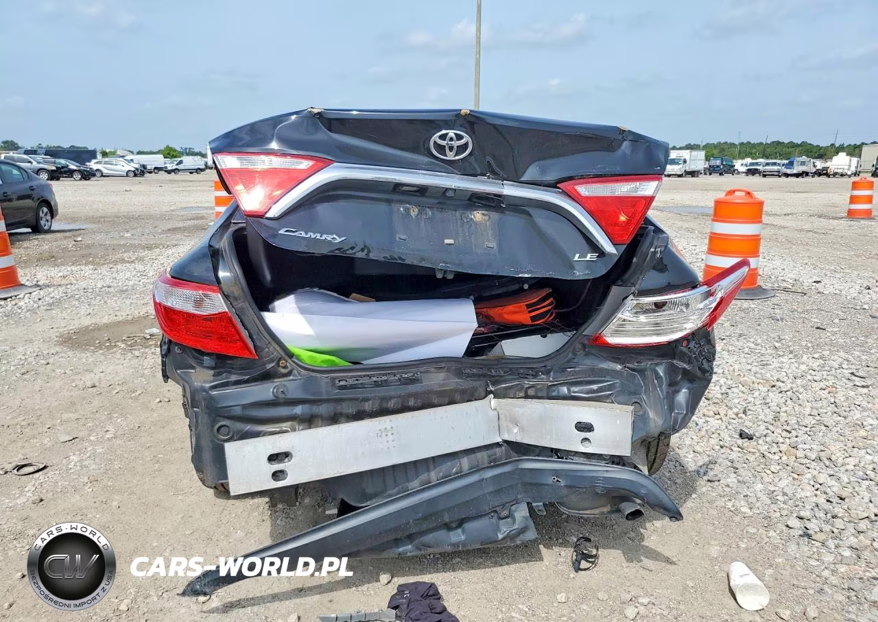 2016 Toyota Camry Le VIN:4T4BF1FK6GR531925 - 6