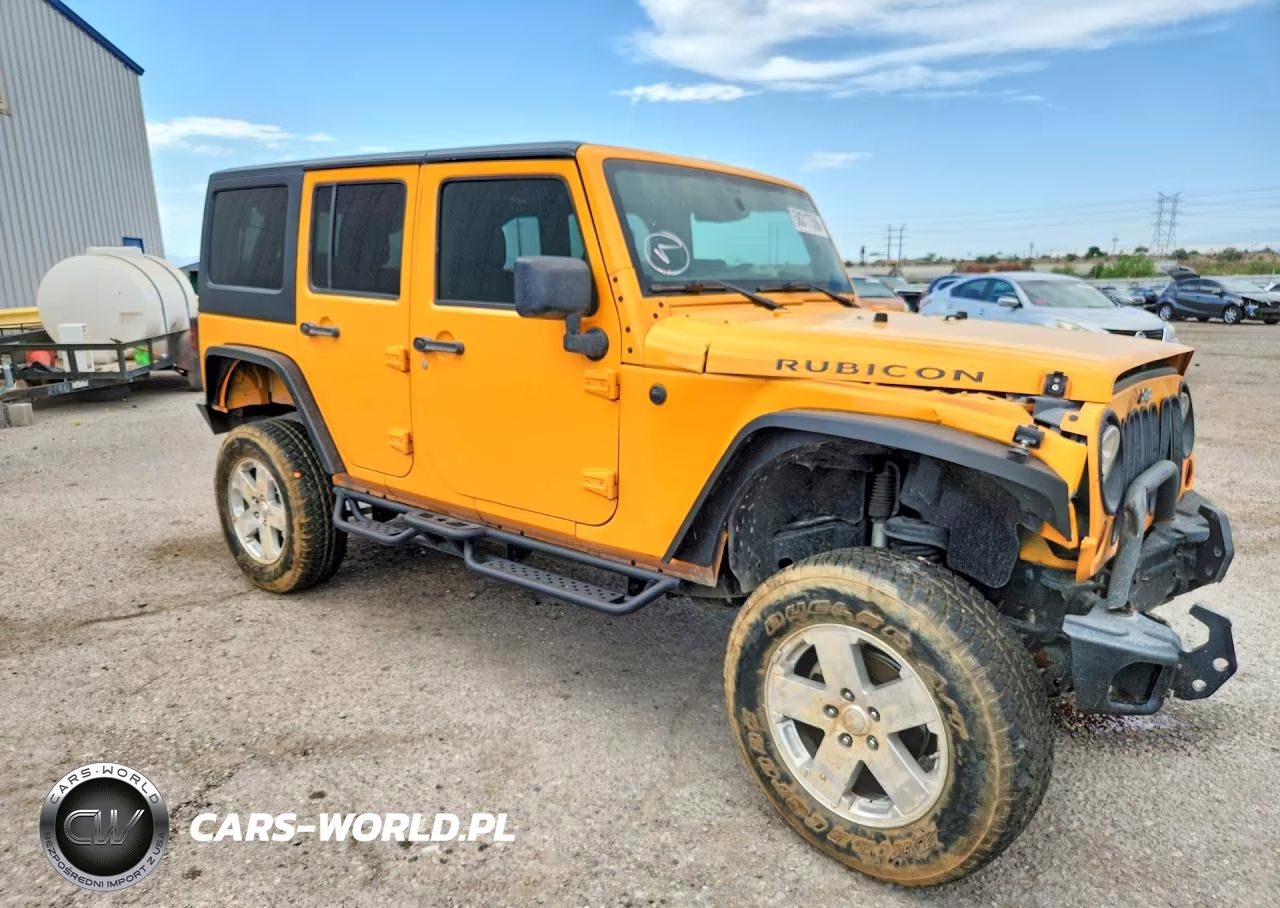 2013 Jeep Wrangler Unlimited Rubicon VIN:1C4BJWFGXDL502208 - 4