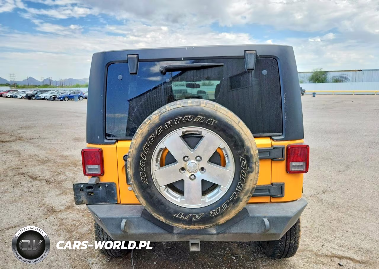 2013 Jeep Wrangler Unlimited Rubicon VIN:1C4BJWFGXDL502208 - 6