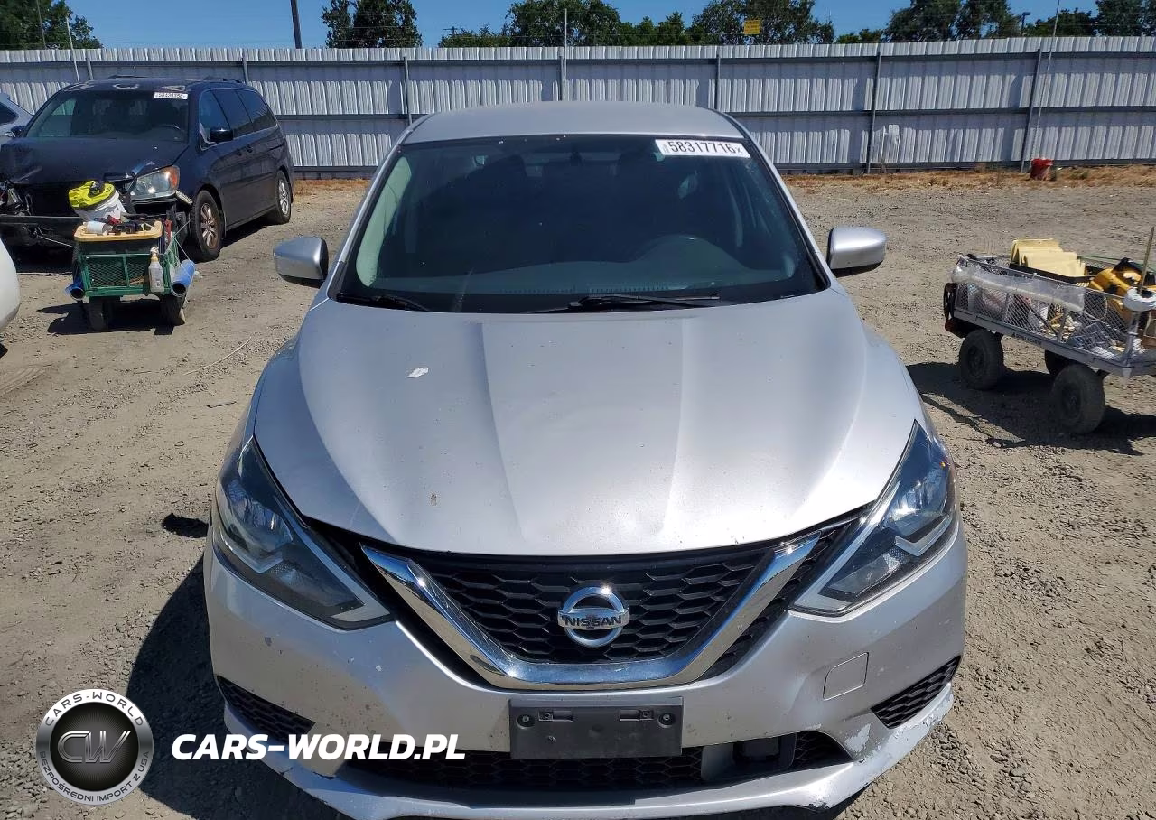 2018 Nissan Sentra S VIN:3N1AB7AP0JY282198 - 5
