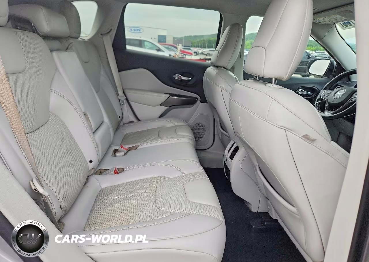 2019 Jeep Cherokee Limited VIN:1C4PJLDB3KD443599 - 10