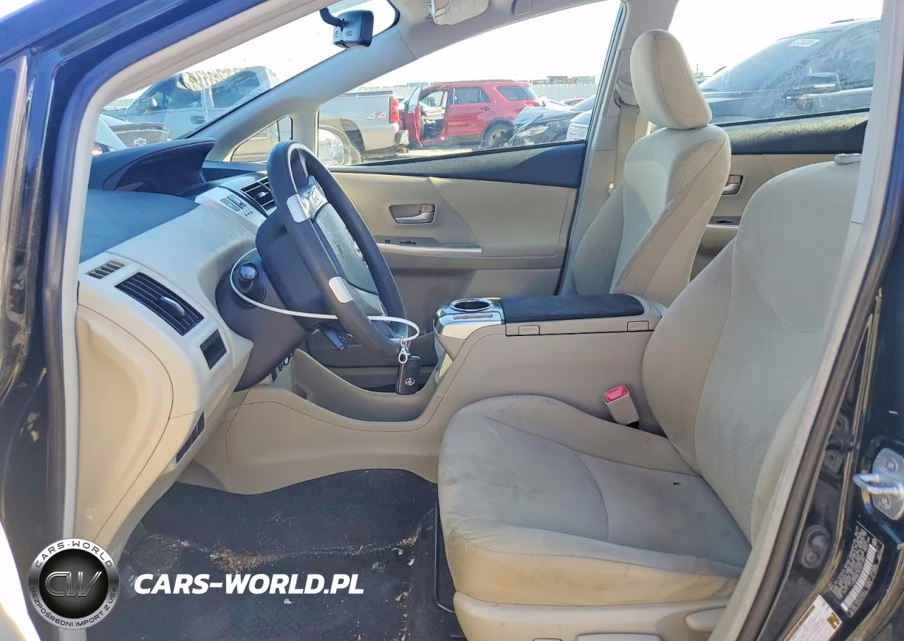 2013 Toyota Prius V Three VIN:JTDZN3EU9D3277384 - 7