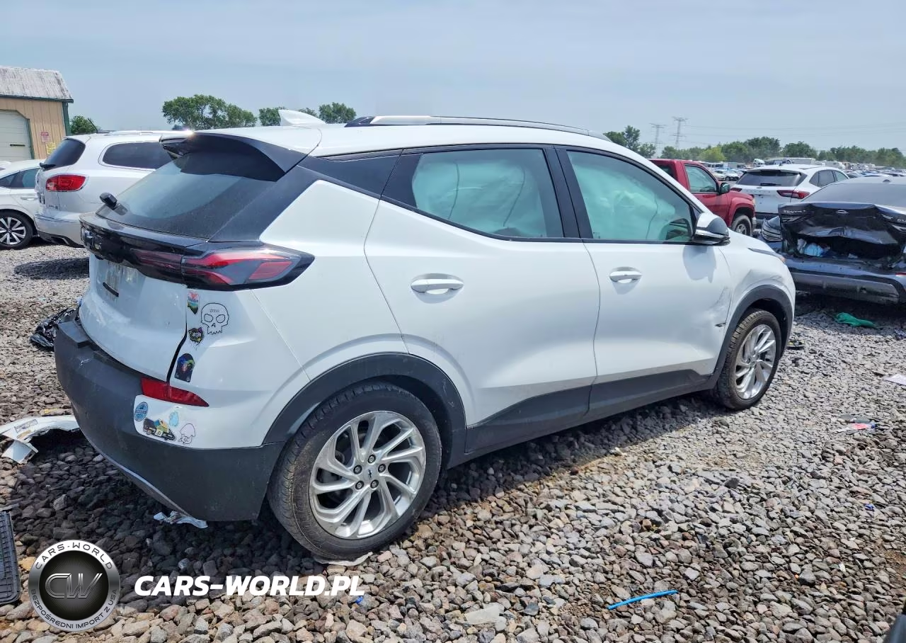 2023 Chevrolet Bolt Euv Lt VIN:1G1FY6S06P4192765 - 3