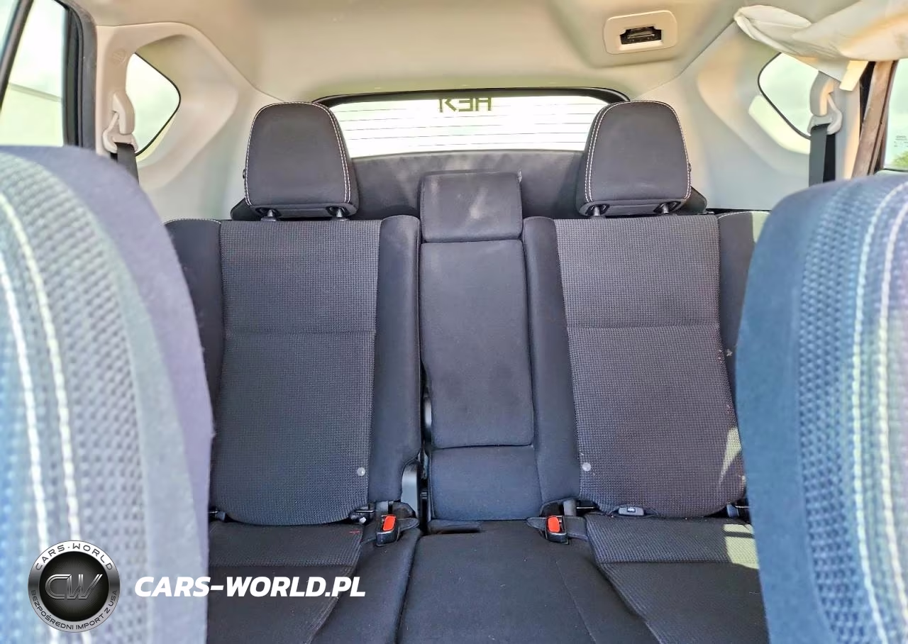 2018 Toyota Rav4 Xle VIN:2T3RFREV7JW743623 - 10