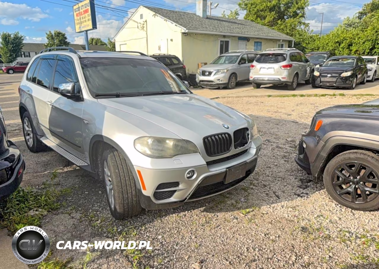 2011 BMW X5 xDrive35I – zdjęcie 1 z 10