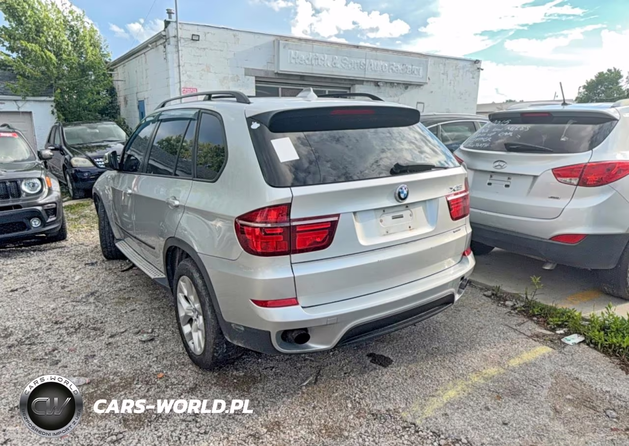 2011 BMW X5 xDrive35I VIN:5UXZV4C56BL408820 - 3