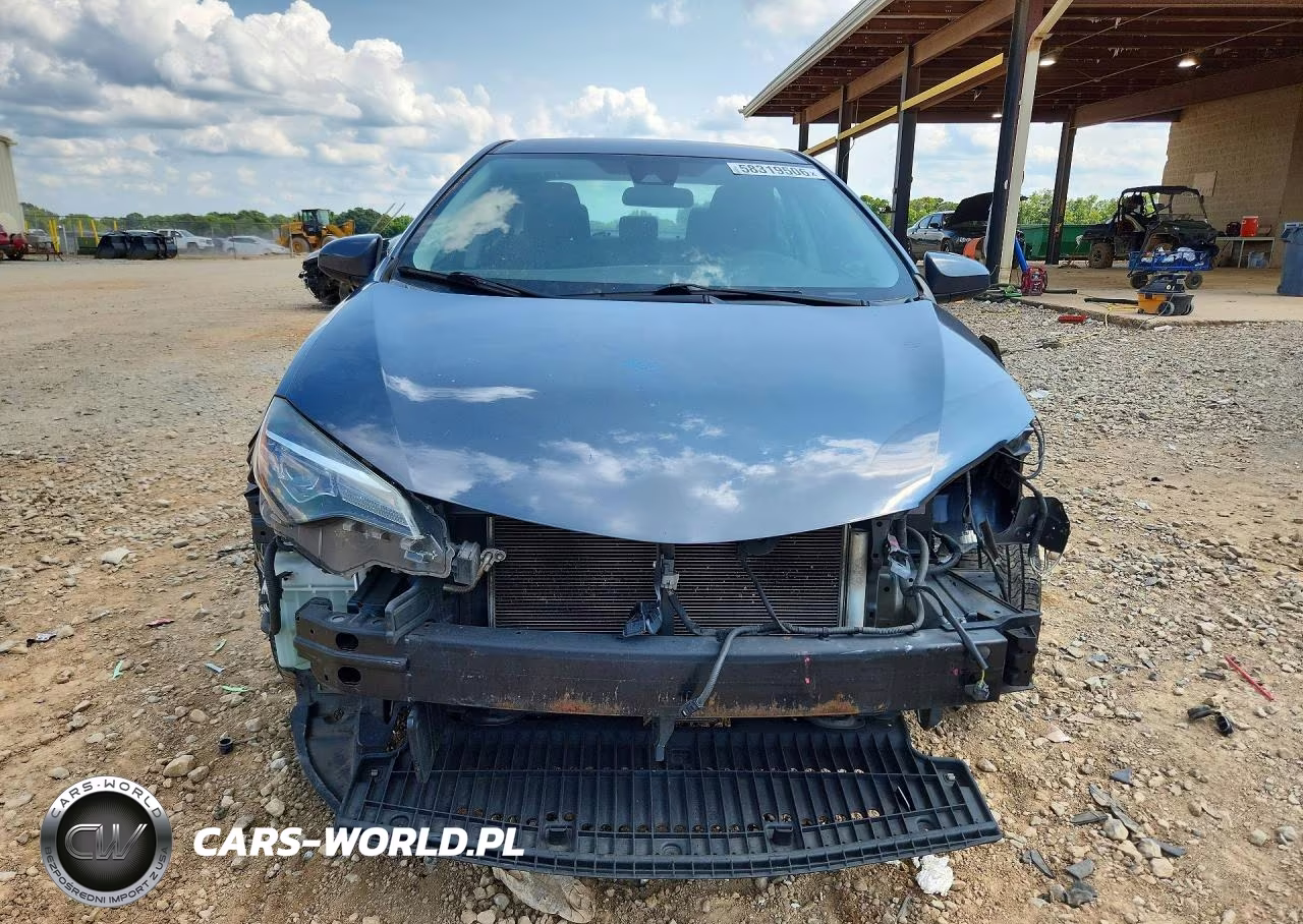 2018 Toyota Corolla Le VIN:2T1BURHE8JC974222 - 5