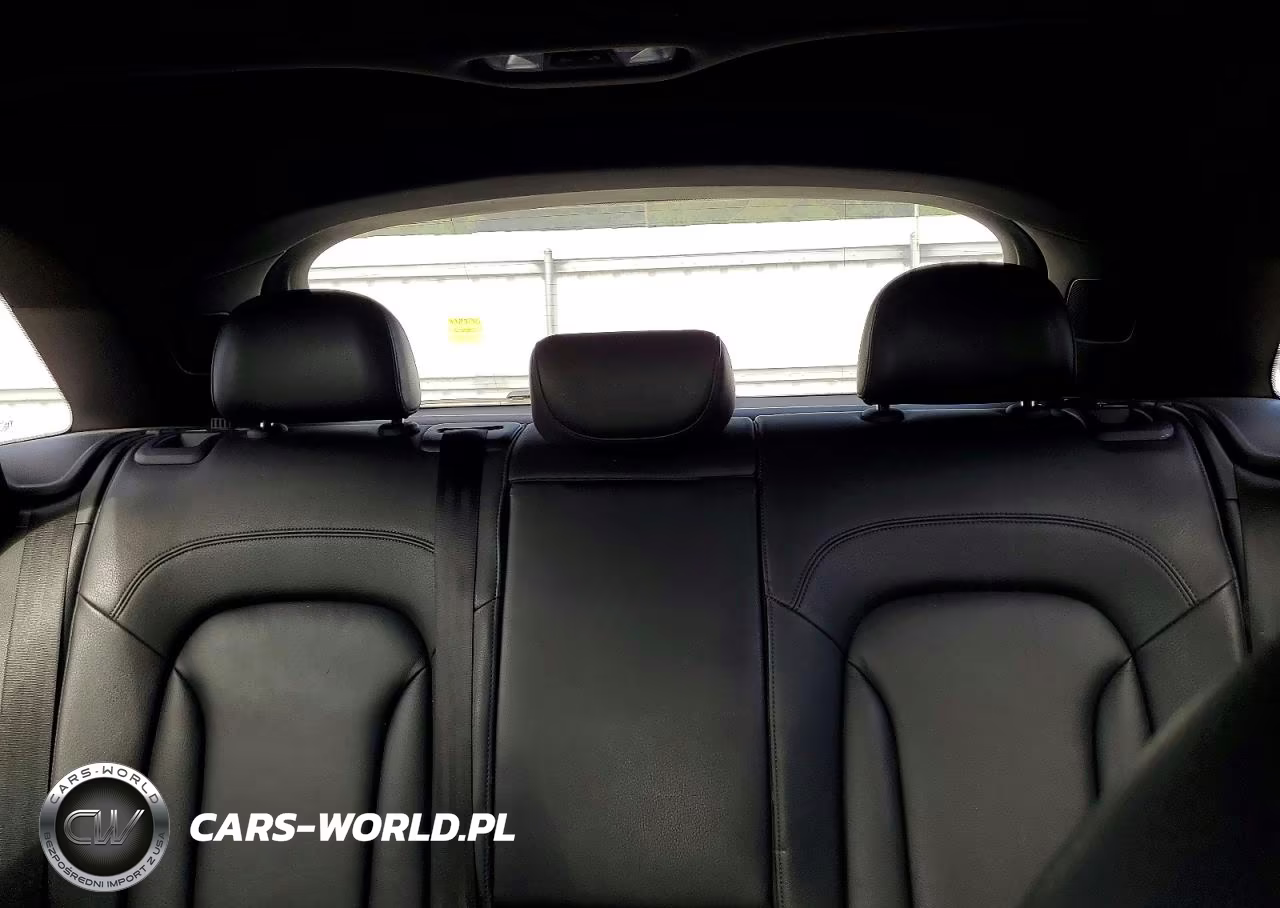 2018 Audi Q3 Premium Plus VIN:WA1JCCFS3JR011653 - 10