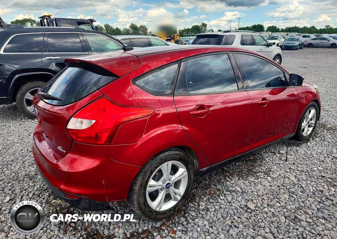 2013 Ford Focus Se VIN:1FADP3K21DL381655 - 3