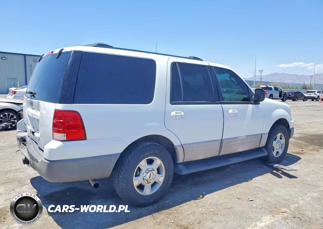 2003 Ford Expedition Xlt VIN:1FMRU15W53LC60438 - 3