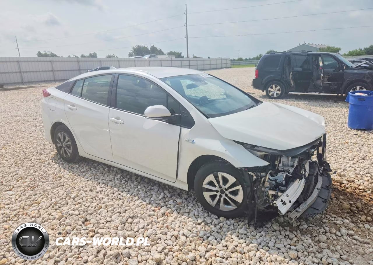 2017 Toyota Prius Prime Premium VIN:JTDKARFP0H3060031 - 4