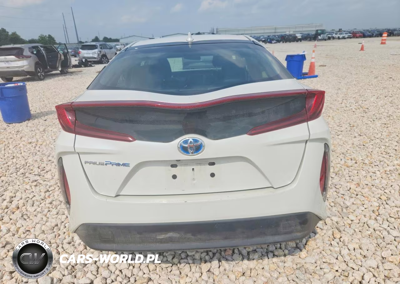 2017 Toyota Prius Prime Premium VIN:JTDKARFP0H3060031 - 6