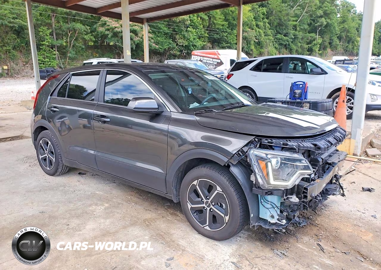 2023 Kia Niro Lx VIN:KNDCP3LE5P5116583 - 4