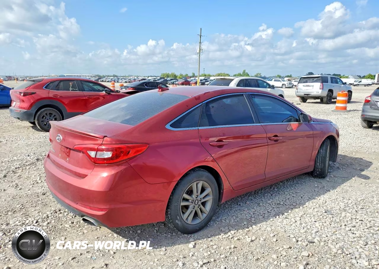 2015 Hyundai Sonata Se VIN:5NPE24AFXFH122161 - 3