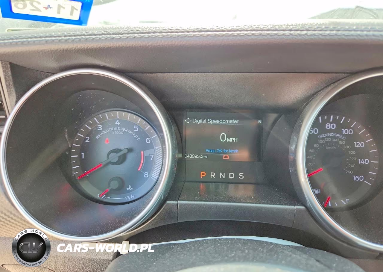 2019 Ford Mustang VIN:1FA6P8TH1K5118270 - 9