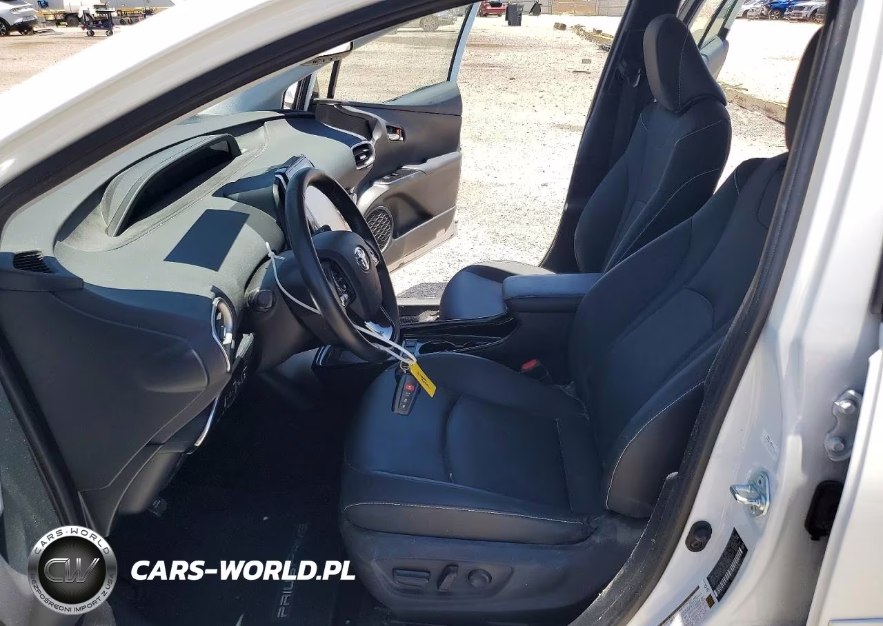 2021 Toyota Prius Prime Limited VIN:JTDKAMFPXM3191240 - 7