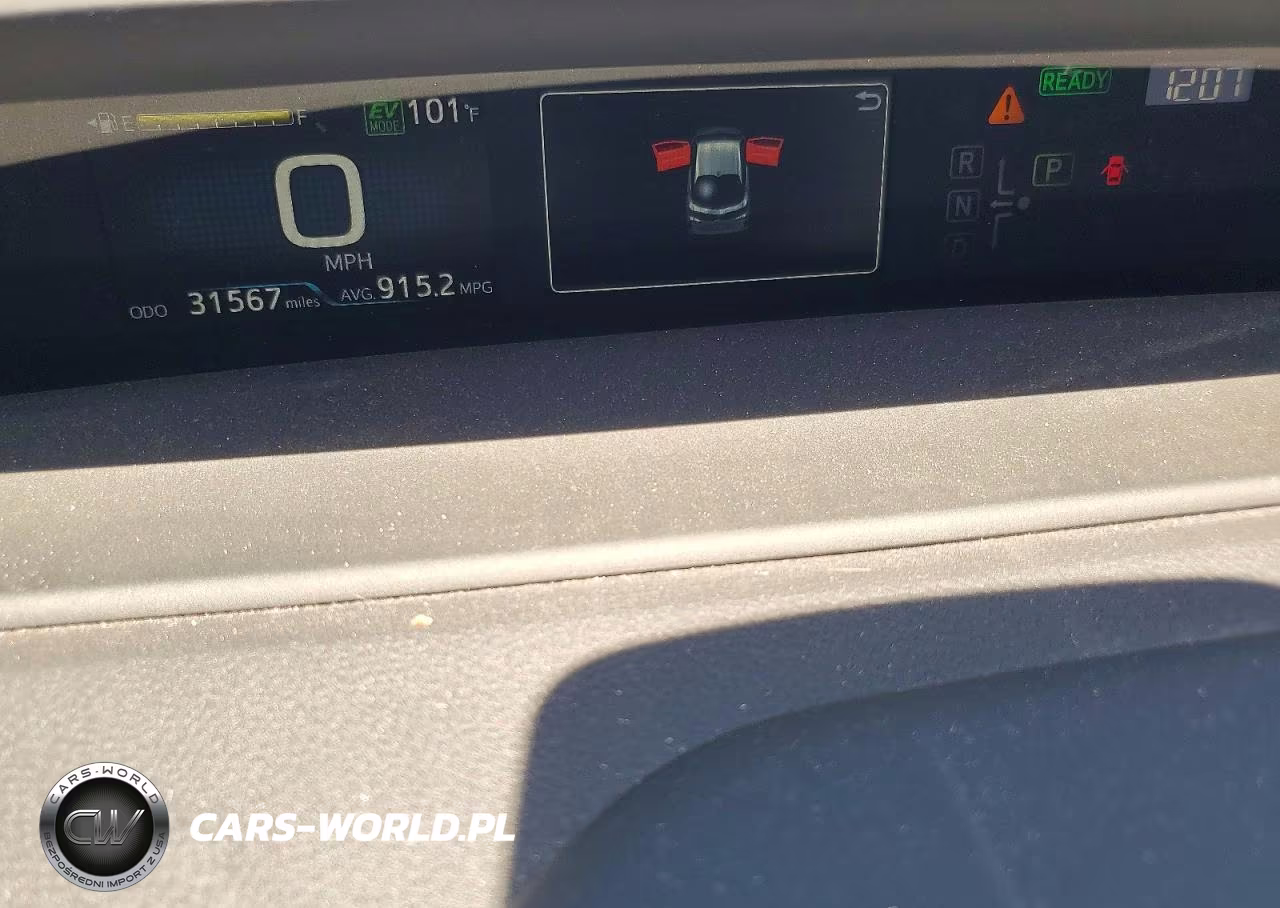 2021 Toyota Prius Prime Limited VIN:JTDKAMFPXM3191240 - 9