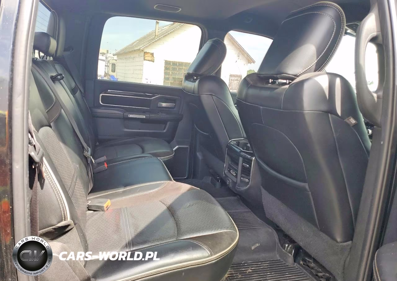 2019 Ram 3500 Laramie VIN:3C63R3JL6KG524837 - 10