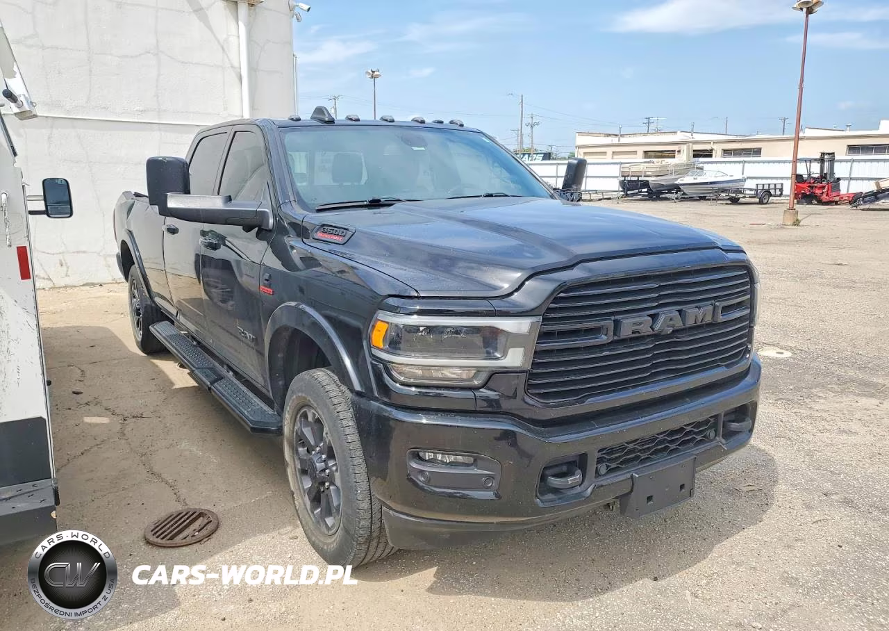 2019 Ram 3500 Laramie VIN:3C63R3JL6KG524837 - 4