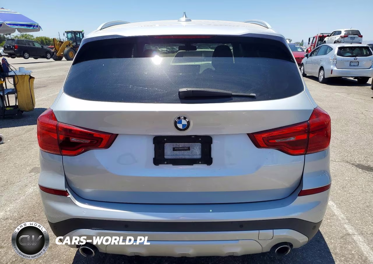 2018 BMW X3 VIN:5UXTR9C52JLC82514 - 6
