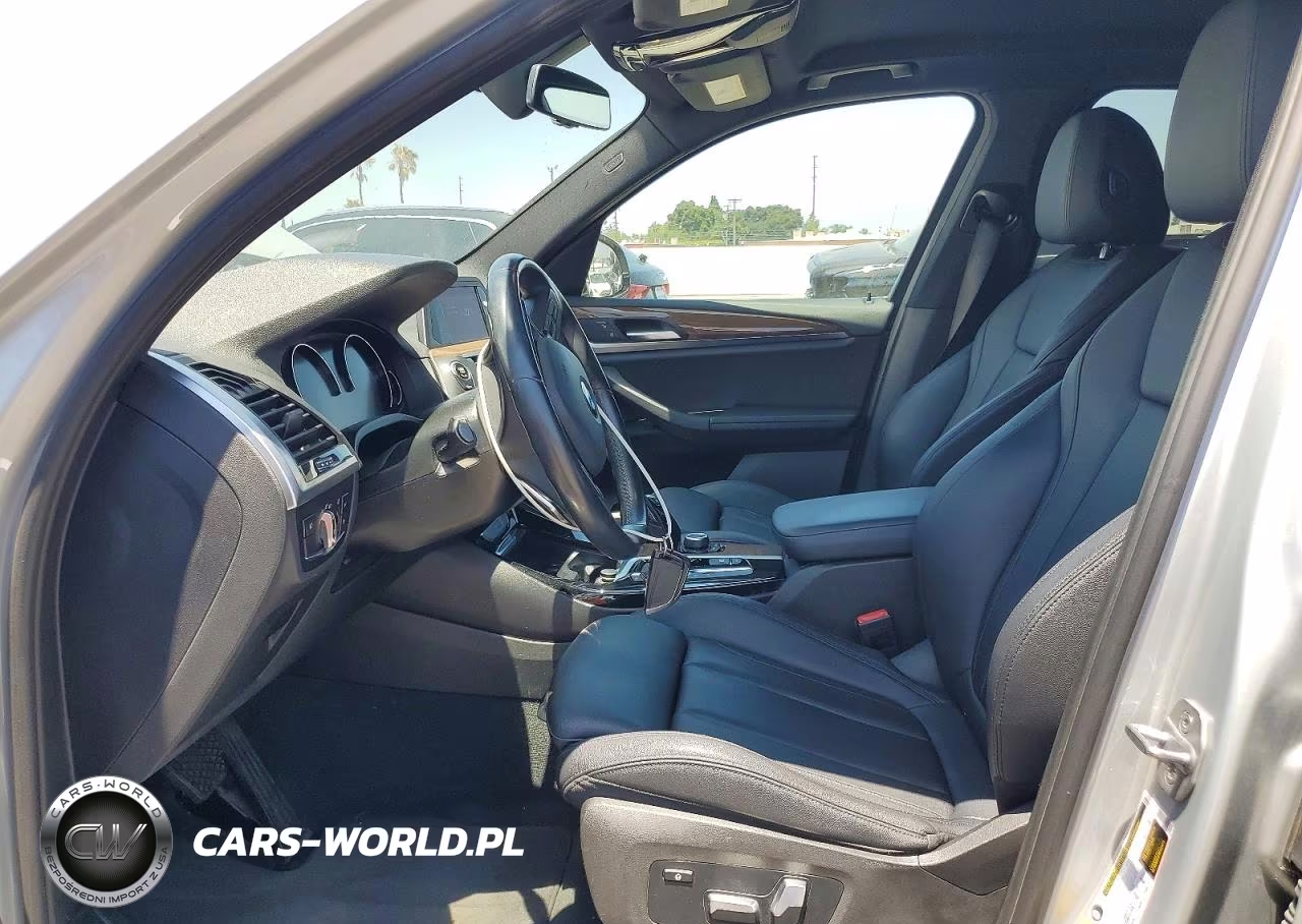 2018 BMW X3 VIN:5UXTR9C52JLC82514 - 7