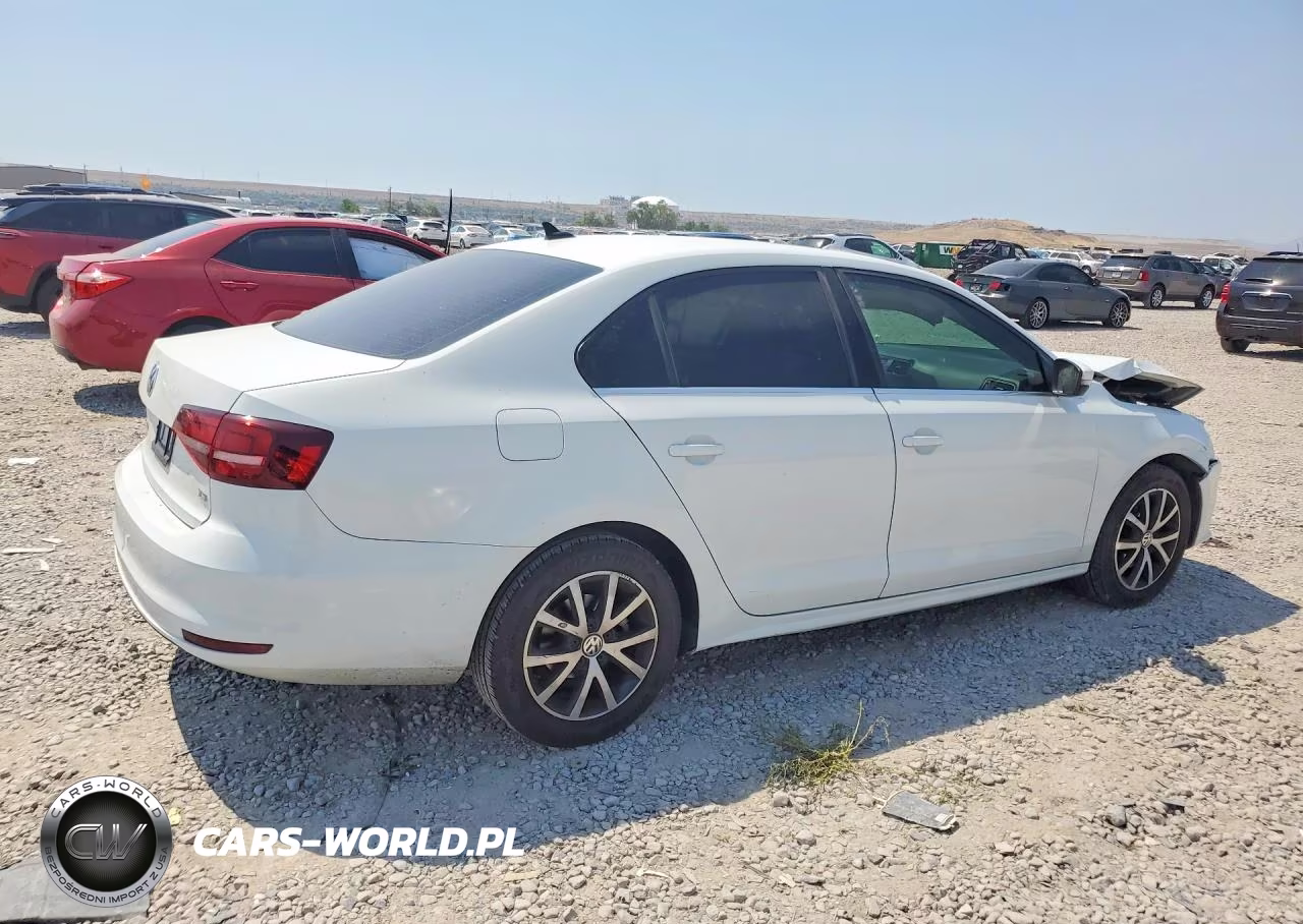 2018 Volkswagen Jetta Se VIN:3VWDB7AJ3JM206033 - 3