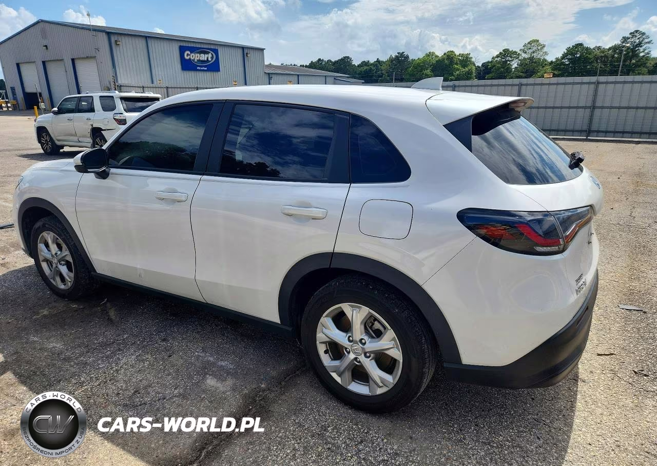 2025 Honda Hr-V Lx VIN:3CZRZ1H36SM731768 - 2