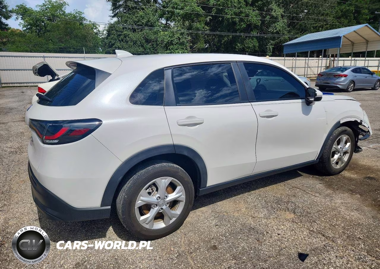 2025 Honda Hr-V Lx VIN:3CZRZ1H36SM731768 - 3