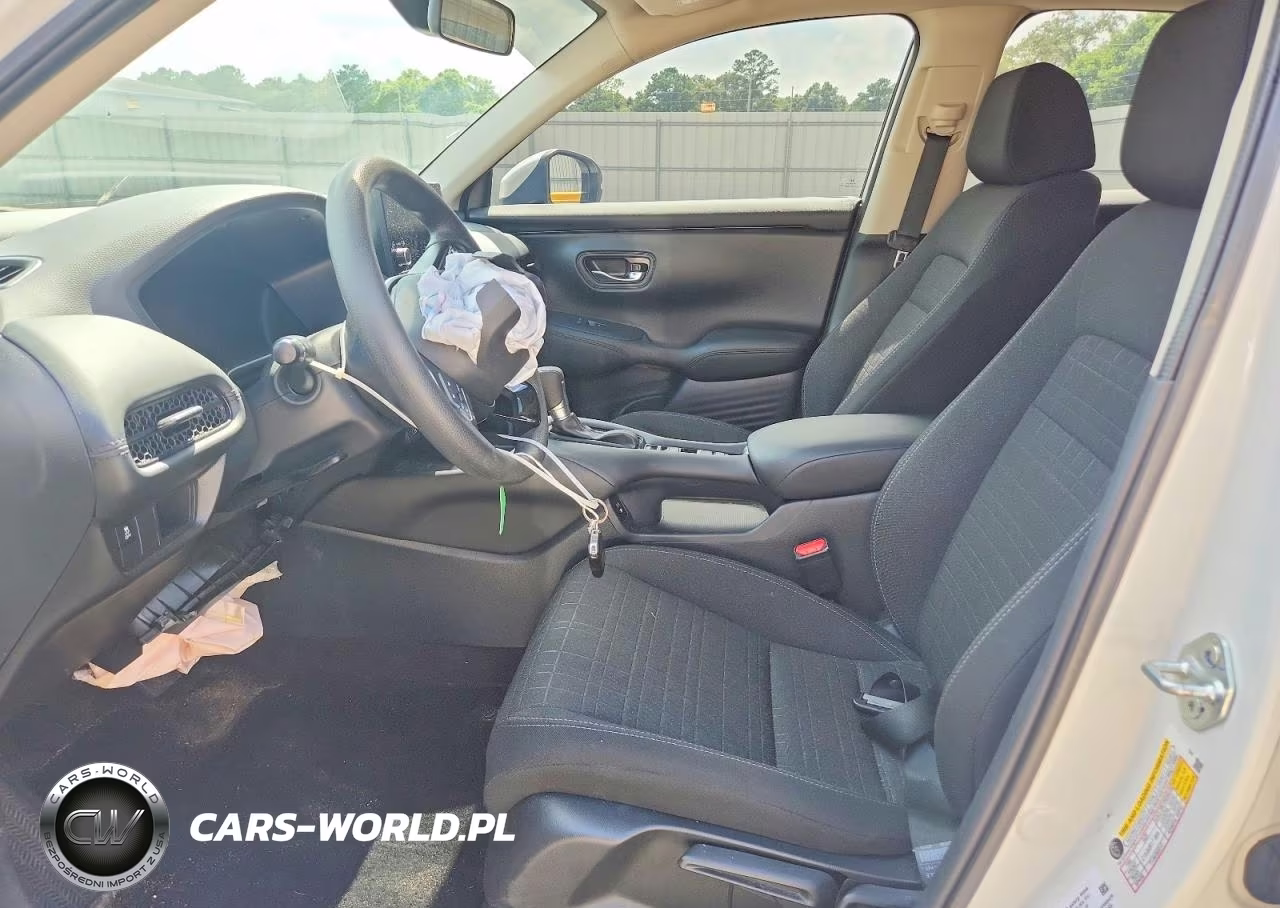 2025 Honda Hr-V Lx VIN:3CZRZ1H36SM731768 - 7
