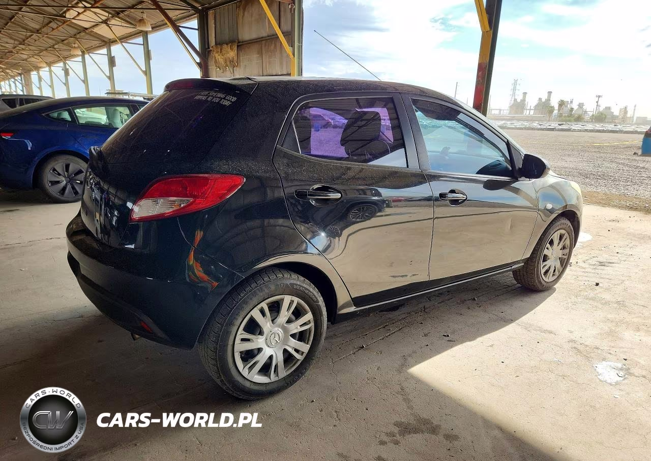 2011 Mazda Mazda2 VIN:JM1DE1HY3B0120333 - 3