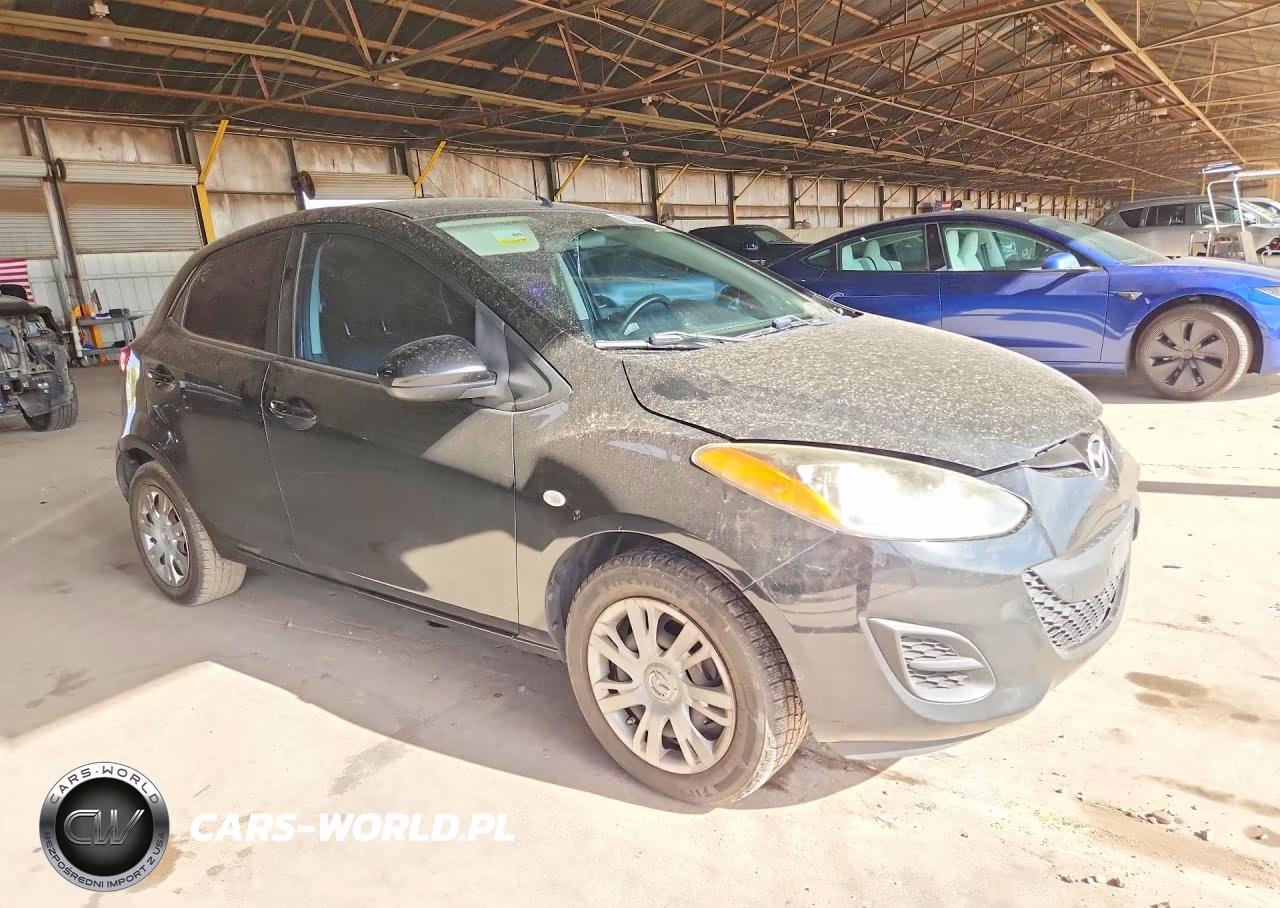 2011 Mazda Mazda2 VIN:JM1DE1HY3B0120333 - 4