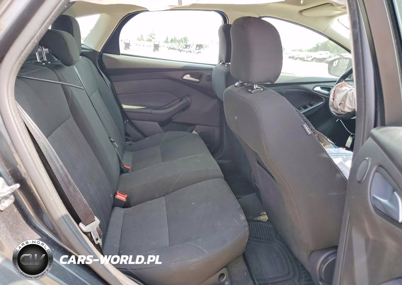 2017 Ford Focus Sel VIN:1FADP3M26HL346970 - 10