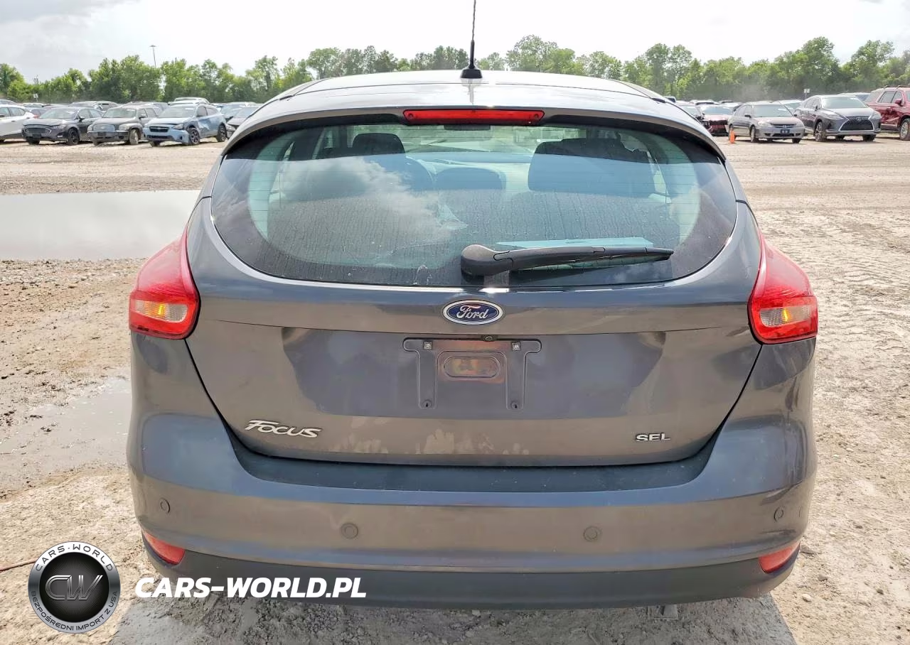 2017 Ford Focus Sel VIN:1FADP3M26HL346970 - 6