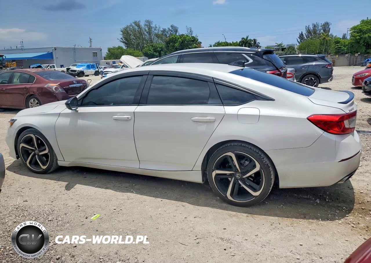 2022 Honda Accord Sport VIN:1HGCV1F30NA124018 - 2