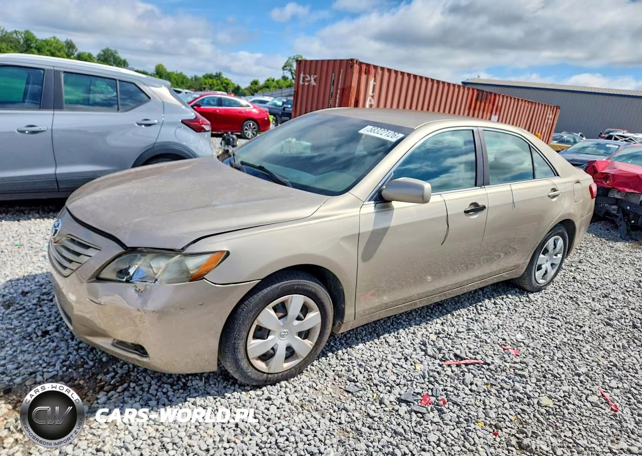 2009 Toyota Camry Le – zdjęcie 1 z 12